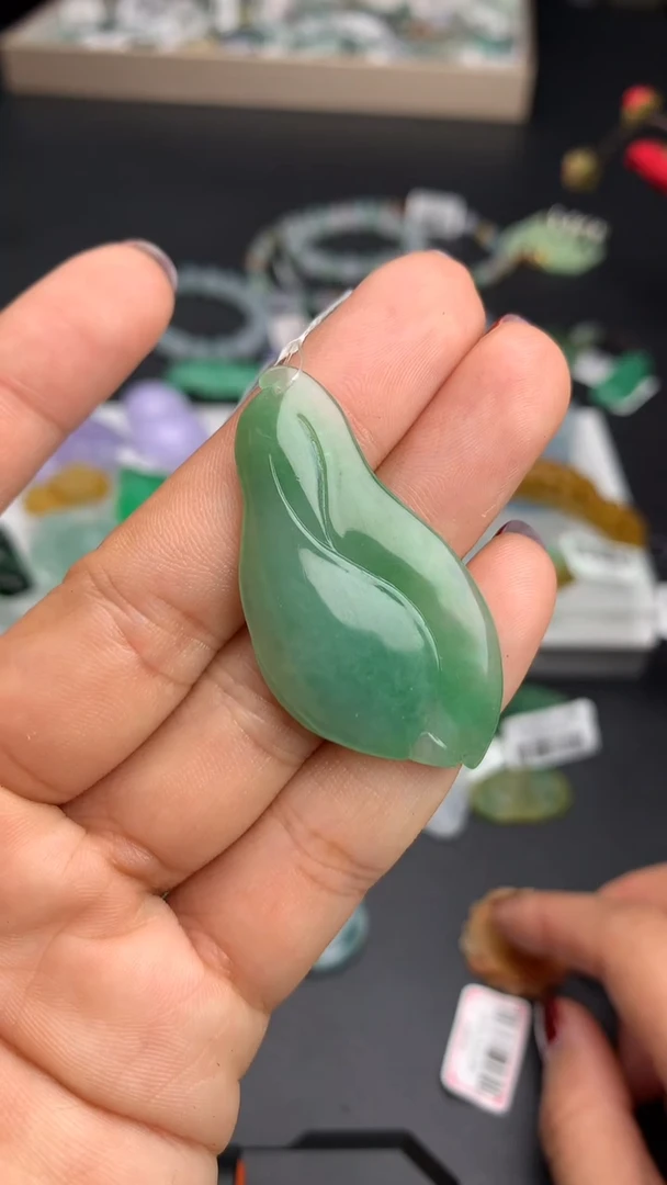 【闪购商品】定制翡翠未镶嵌