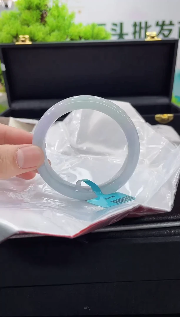 【闪购商品】翡翠手镯未镶嵌手镯