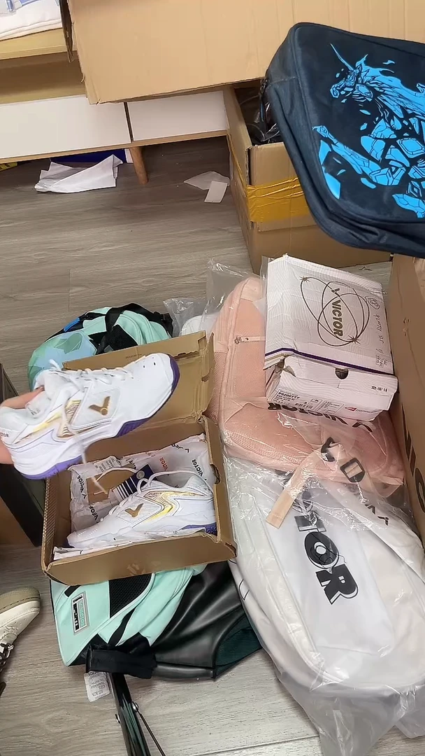 VICTOR威克多v微瑕正品   045   9200td  37码