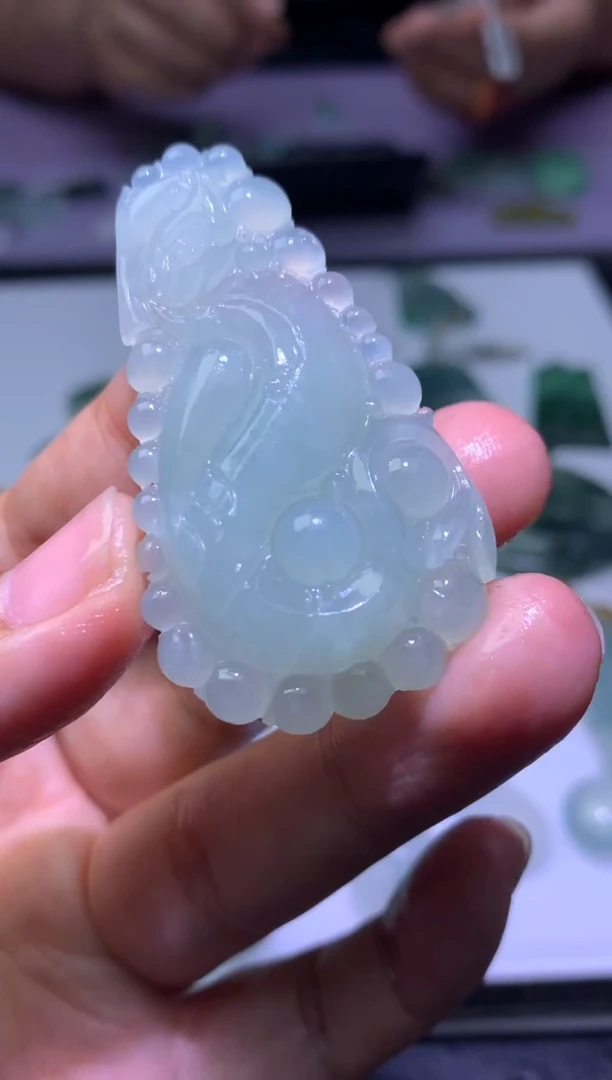 未镶嵌定制翡翠毛货