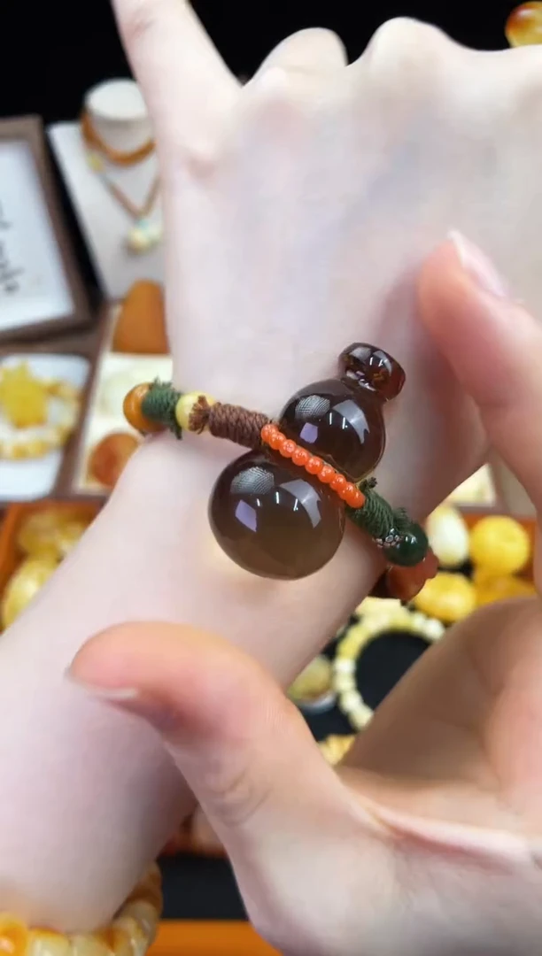 琥珀未镶嵌珠宝奇石柒月