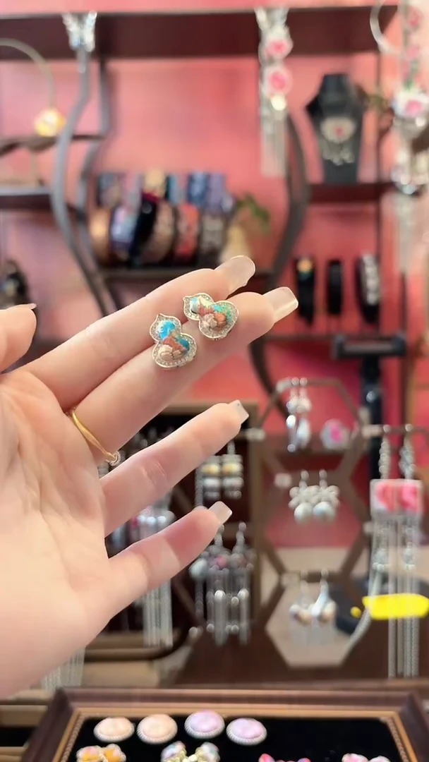 织绣 云织谣民族风精美饰品  320