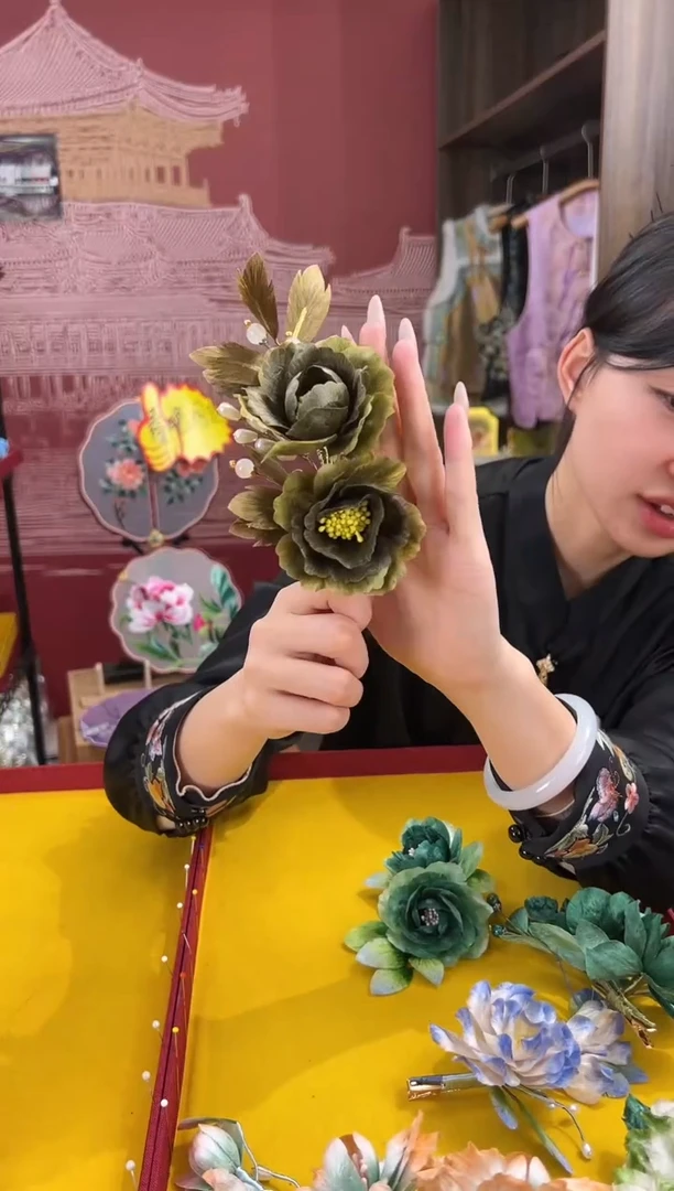 【闪购商品】刺绣非遗绒花（发饰）