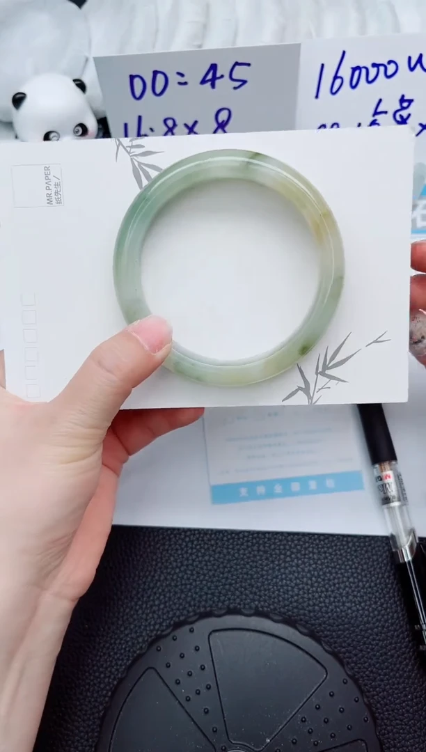 石英质玉手镯未镶嵌257-