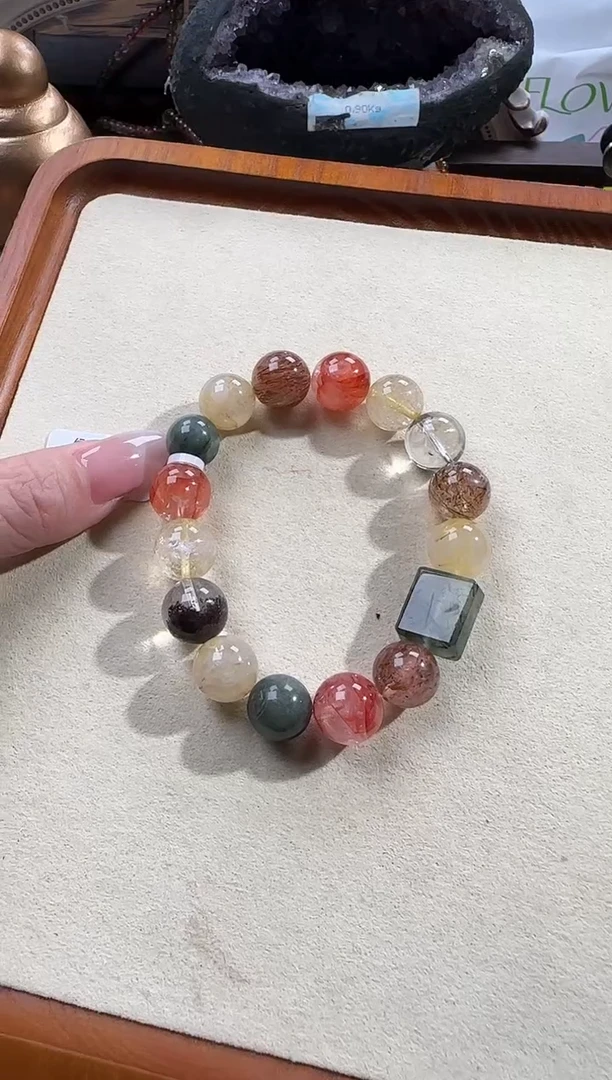 未镶嵌手链水晶?****万1