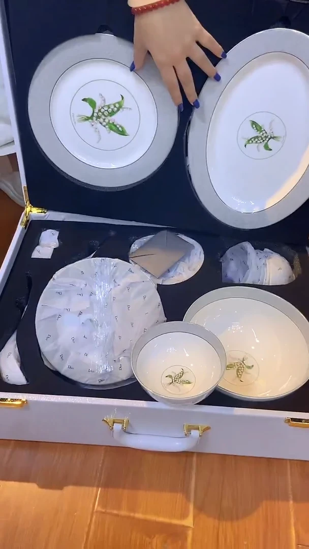 杯鸿辉家品牌瓷器，京东包邮！