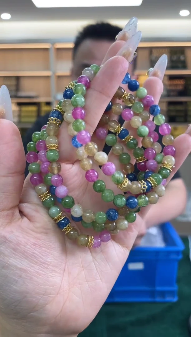 ·未镶嵌碧玺多样性发一件