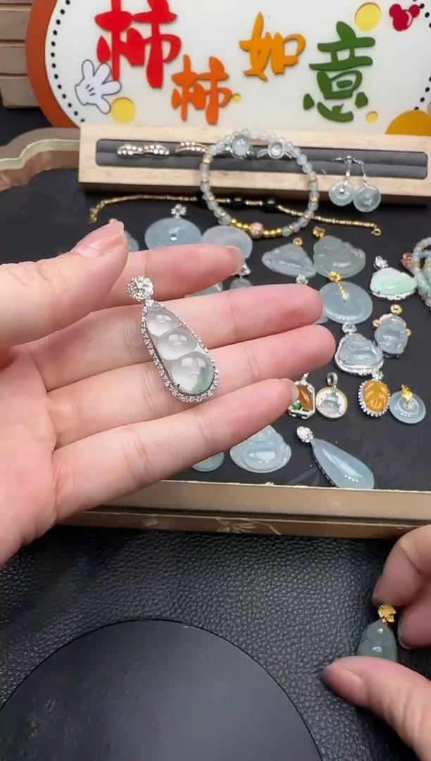 吊坠(不含链)18K金镶嵌翡翠勿拍