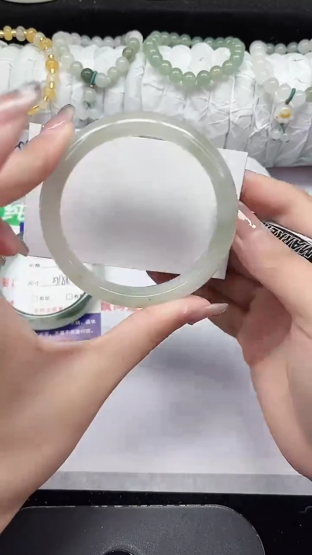 未镶嵌手镯石英质玉265-58/59