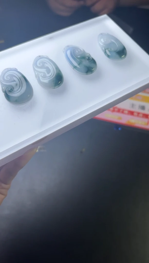 【闪购商品】翡翠挂件未镶嵌多样性发一件如意5555555