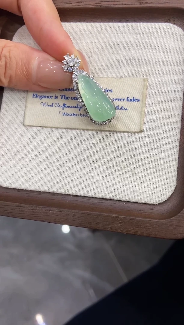 银S925镶嵌挂件翡翠吊坠