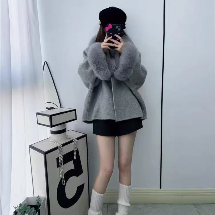 高级感立领搭配斜背包双面羊绒大衣女冬季宽松显瘦中长款毛呢外套