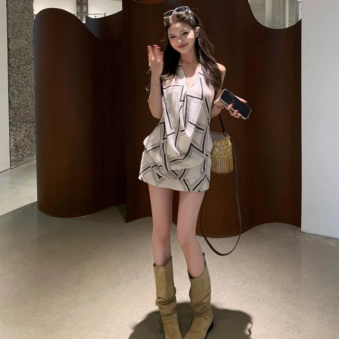 老钱风时尚套装设计感印花v领无袖背心女夏季包臀裙半身裙两件套