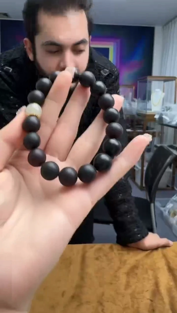 【闪购商品】琥珀手链未镶嵌（多样性发其一）