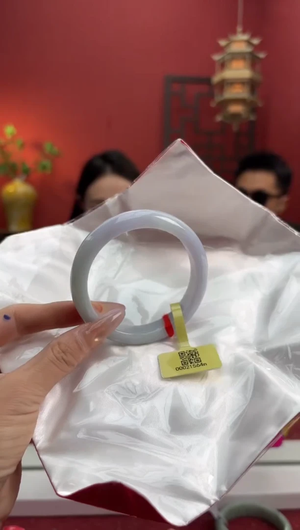 未镶嵌手镯翡翠翡翠手镯1