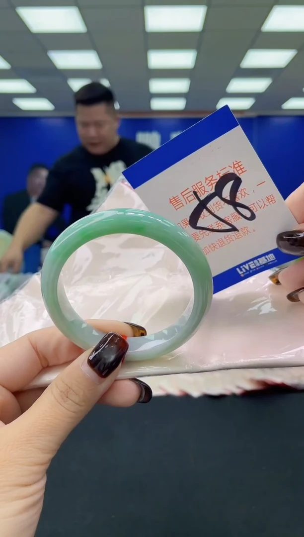 未镶嵌手镯翡翠AAAAAAAAAA