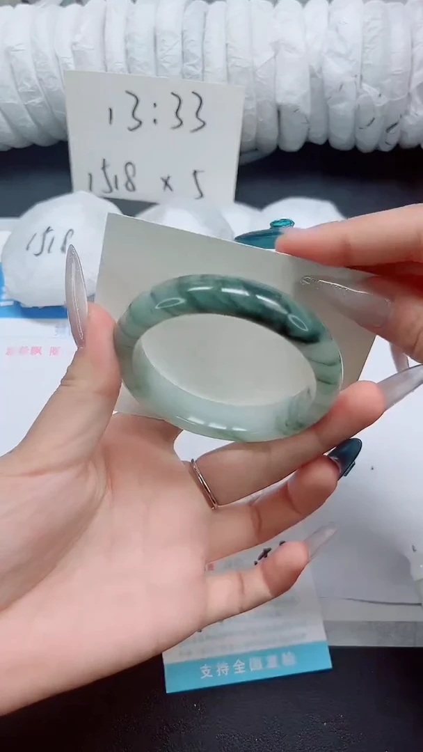 石英质玉手镯未镶嵌b286-圈口56.8