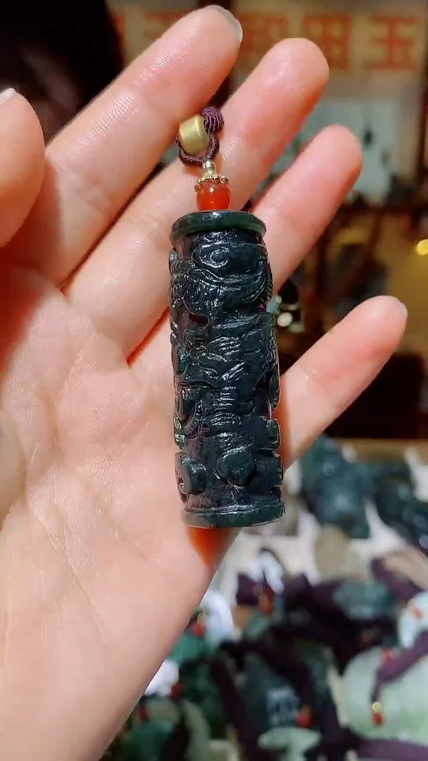 未镶嵌和田玉挂件01