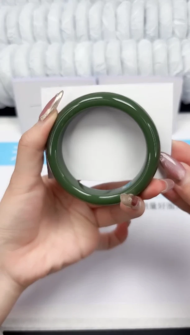 【闪购商品】石英质玉手镯未镶嵌175-52.1