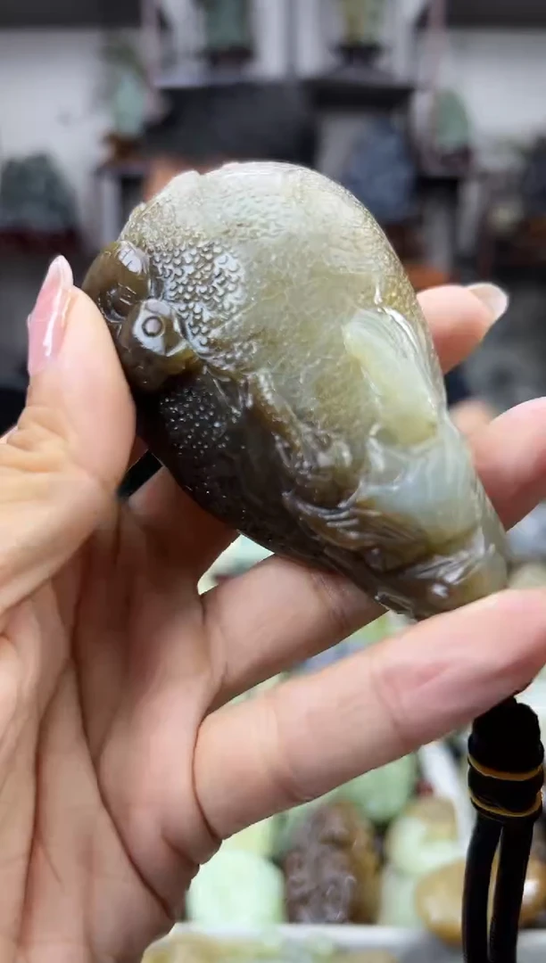 和田玉未镶嵌把件1