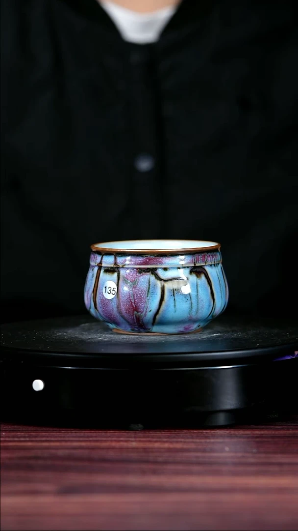 135#白露伟一级品原矿钧瓷钱袋杯