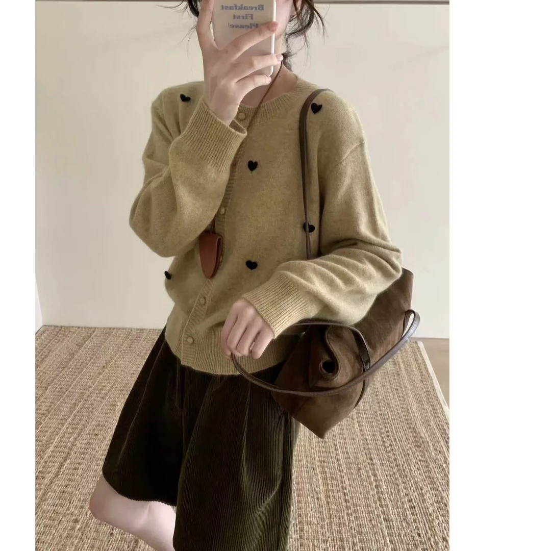 【运费补贴】立体爱心刺绣设计感韩系毛衣外套女春秋外套针织开衫