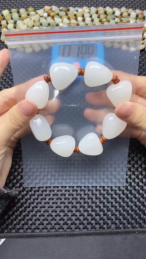 未镶嵌手链和田玉@*哥手串