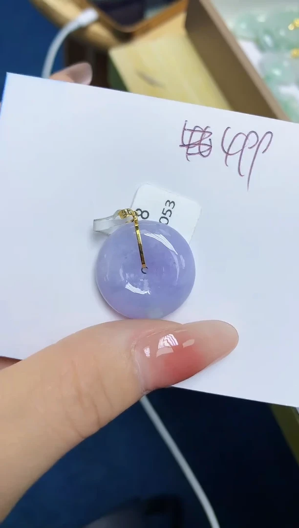 翡翠18K金镶嵌颈饰 天然缅甸翡翠A货