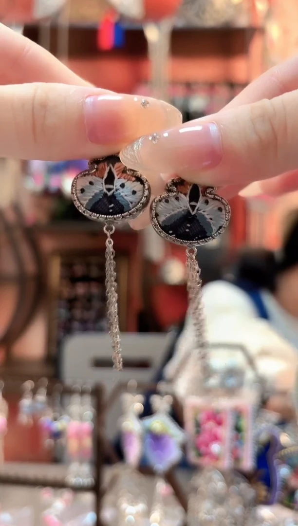 织绣云织谣民族风精美饰品   111