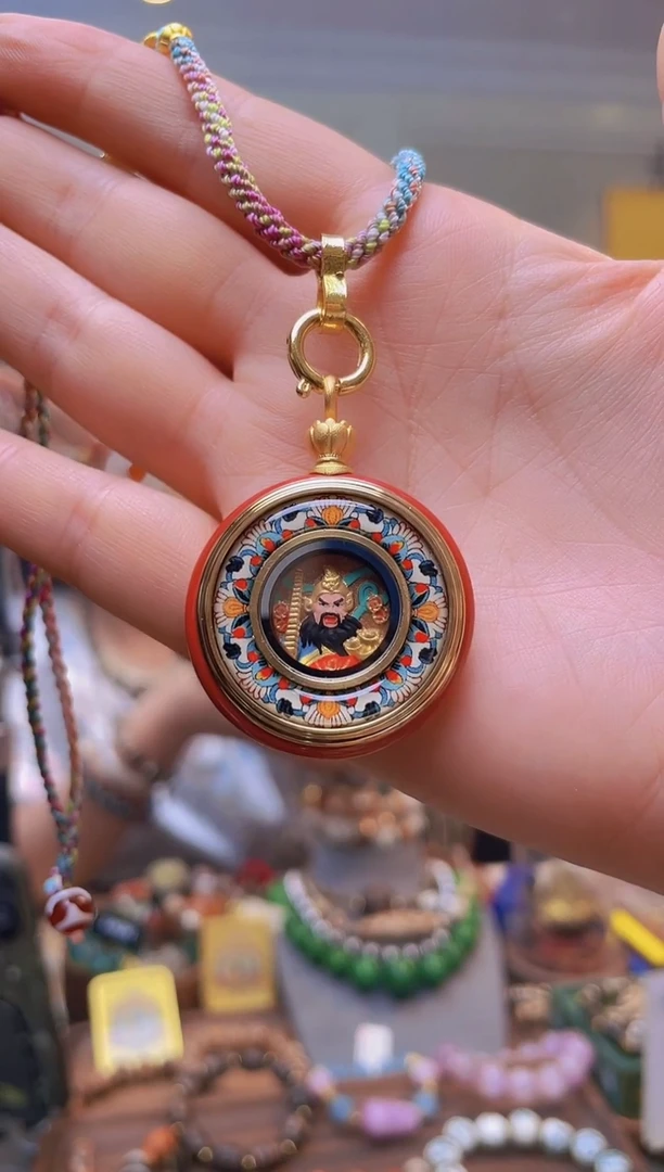 吊坠赵老爷卡卡卡