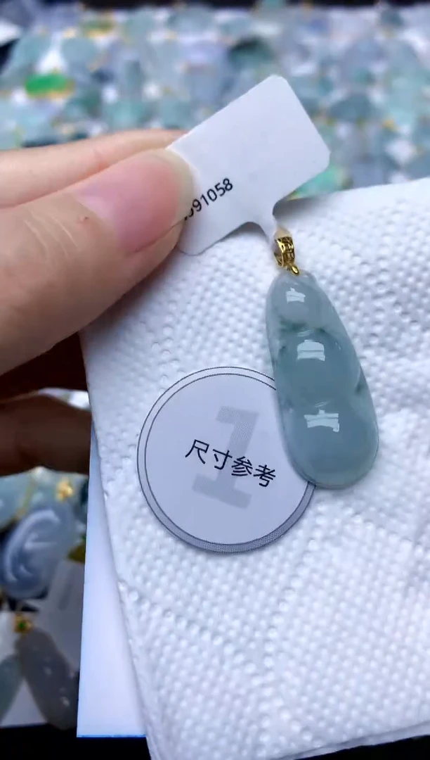 颈饰银S925镶嵌翡翠天然A货翡翠