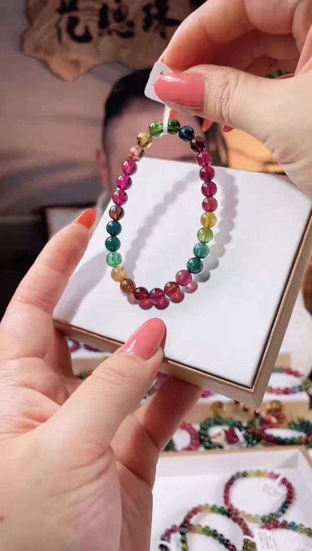 【闪购商品】碧玺手链未镶嵌单圈手链7+