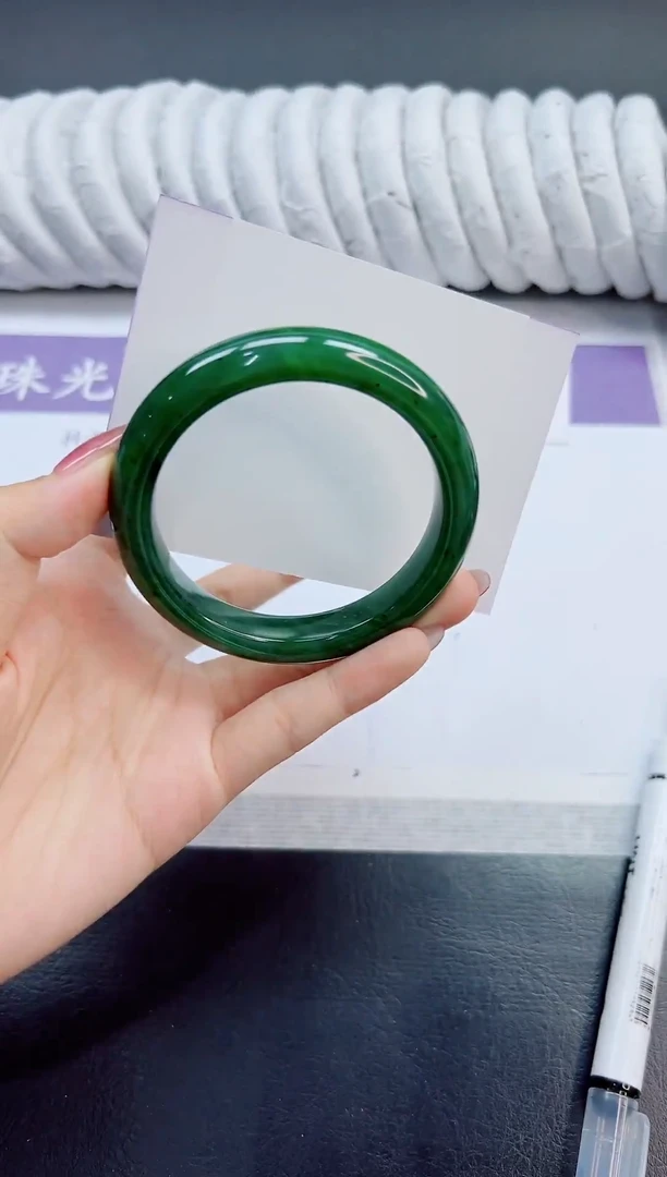 未镶嵌手镯和田玉65/57.8BY