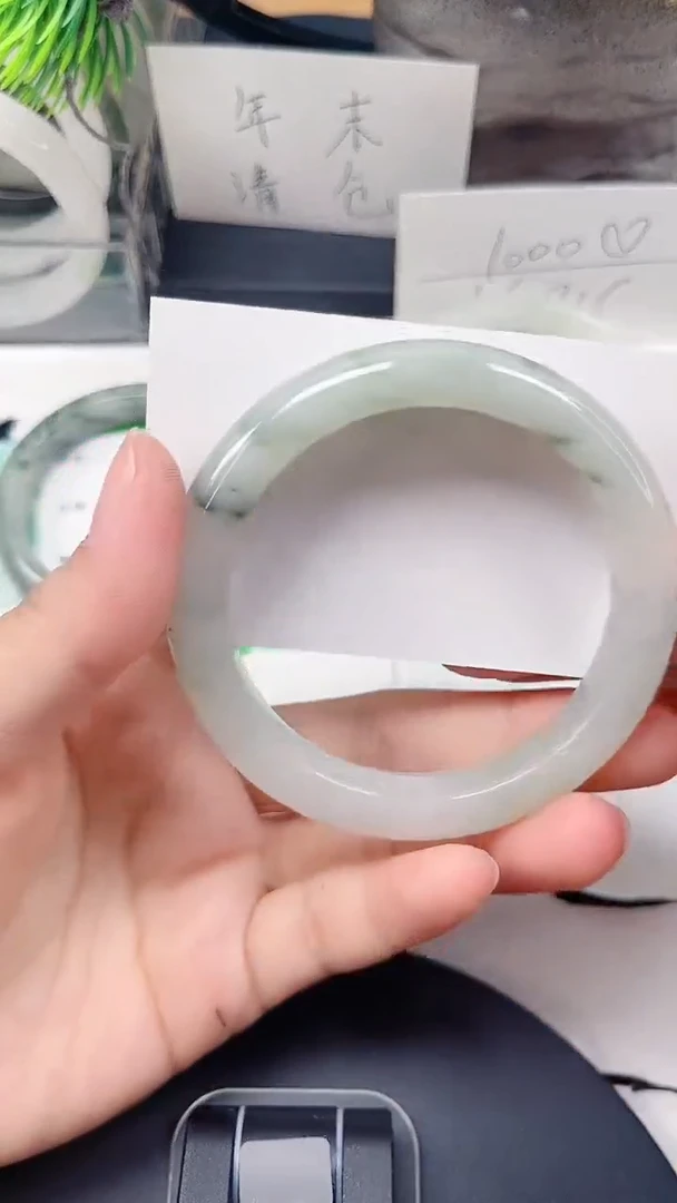 未镶嵌手镯石英质玉22-55/56