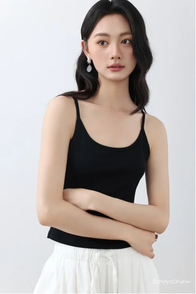 爱客女装吊带黑色