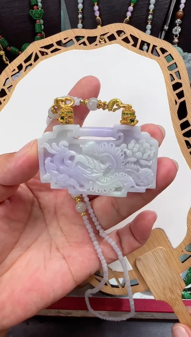 未镶嵌定制翡翠吊坠
