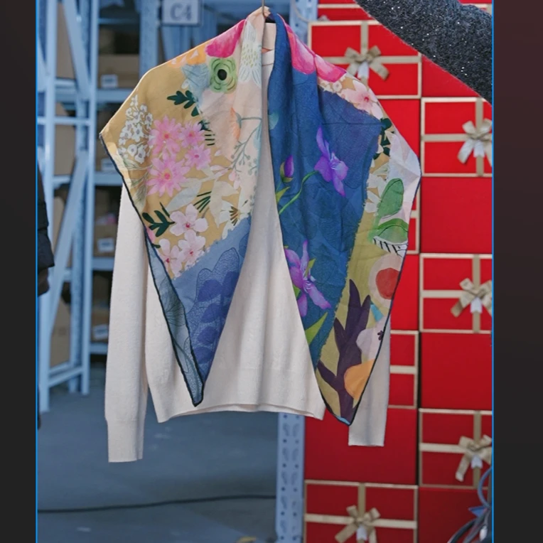 奢凌羊【多彩繁花】95*95羊毛秋冬款保暖围巾百搭丝巾围巾披肩