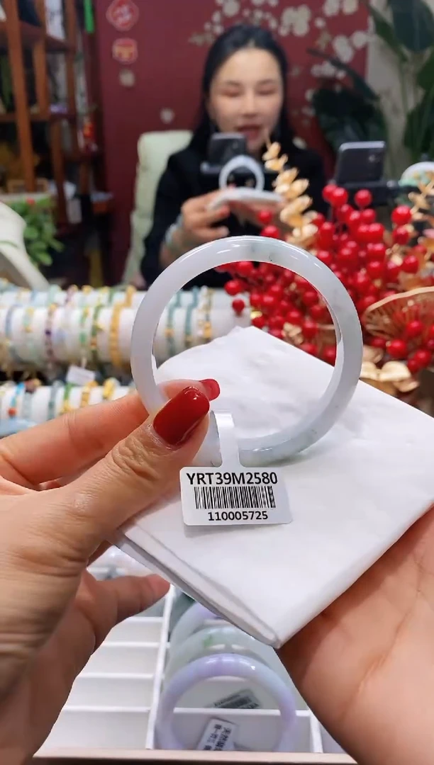 【闪购商品】翡翠手镯未镶嵌97冰飘5556/12.0*6.4