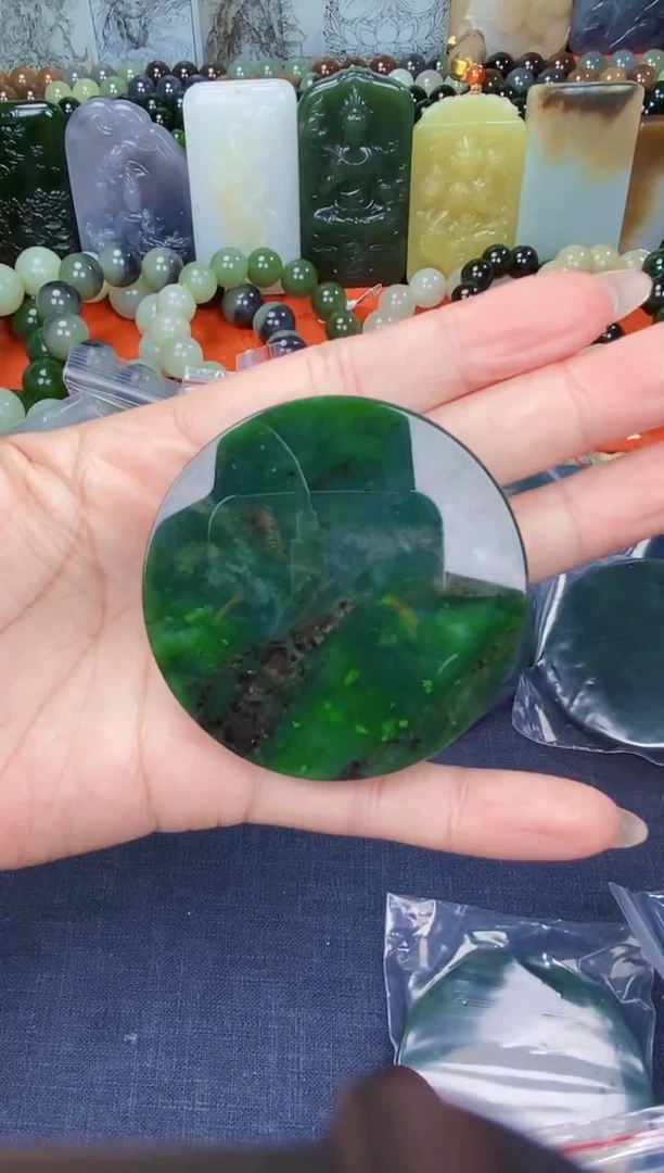 颈饰未镶嵌和田玉和田玉