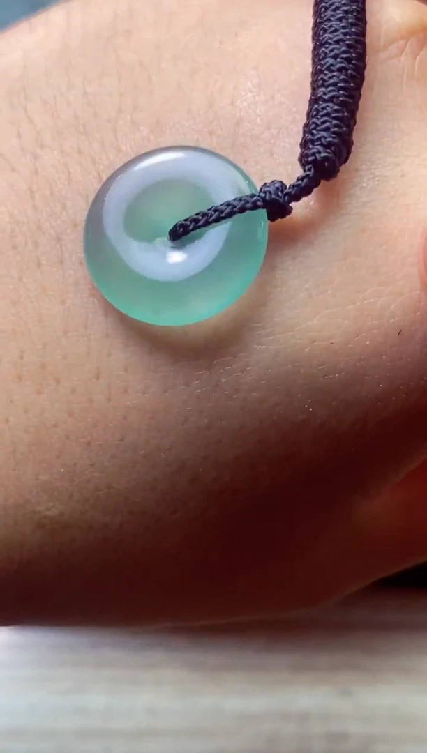 定制翡翠未镶嵌扣子