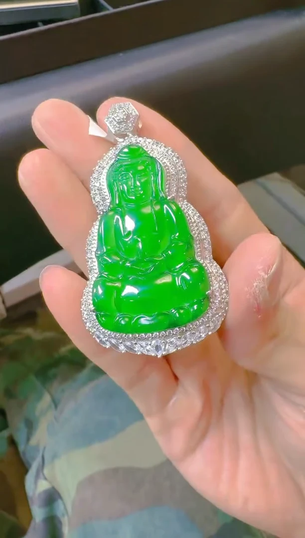 吊坠(赠链)银S925镶嵌翡翠天然A货翡翠