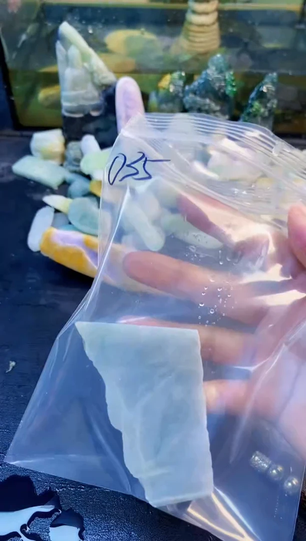 未镶嵌挂件翡翠天然翡翠035