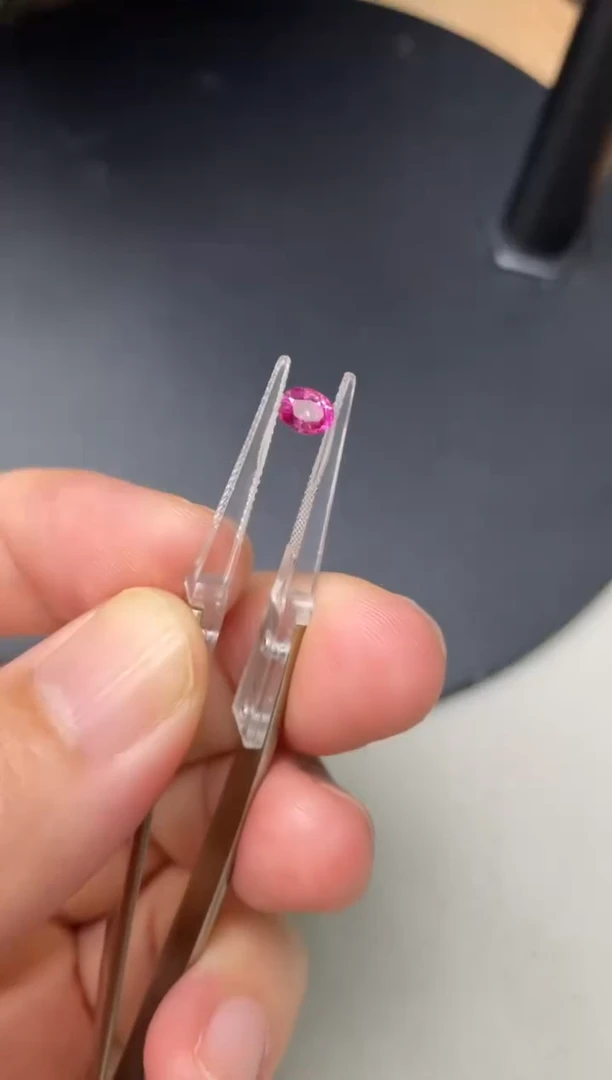 蓝宝石裸石未镶嵌58分