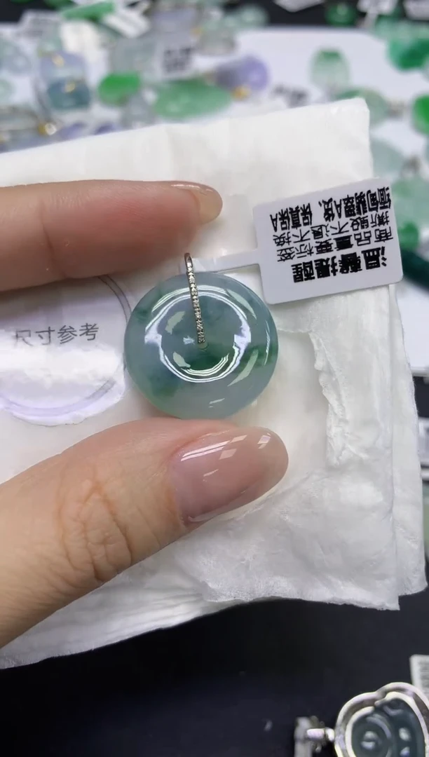颈饰18K金镶嵌翡翠天然缅甸翡翠A货百元以上9元证书费自理