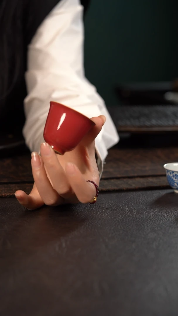 【闪购商品】杯德韶轩胭脂水小铃铛杯