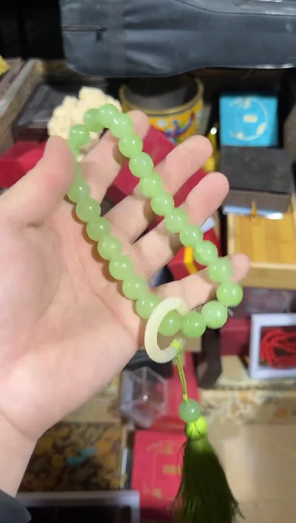 【闪购商品】滴血莲花菩提吊坠1