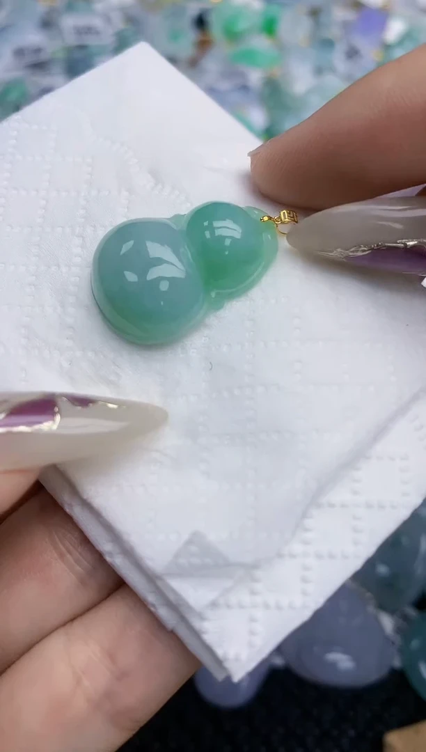 翡翠挂件18K金镶嵌   天然翡翠A货