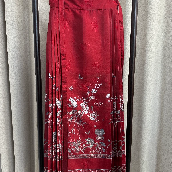 242065新中式原创新款传统百褶马面裙长裙汉服女装国风百搭