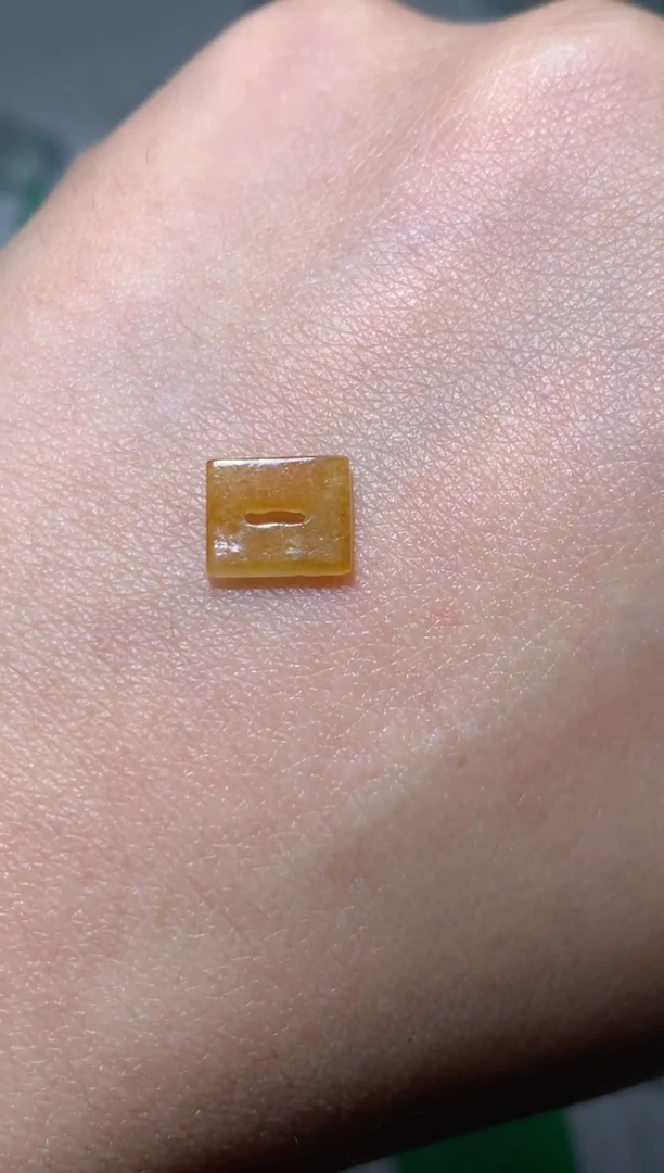 未镶嵌定制翡翠毛货