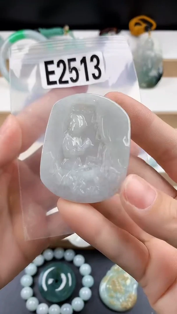 颈饰未镶嵌翡翠天然翡翠吊坠挂件